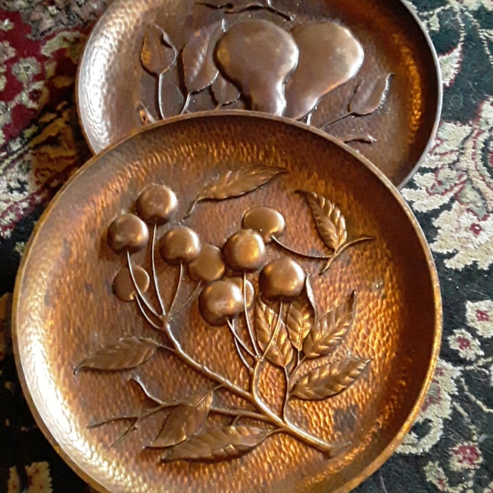 2 Syroco Wood Plats-$20@⬇️